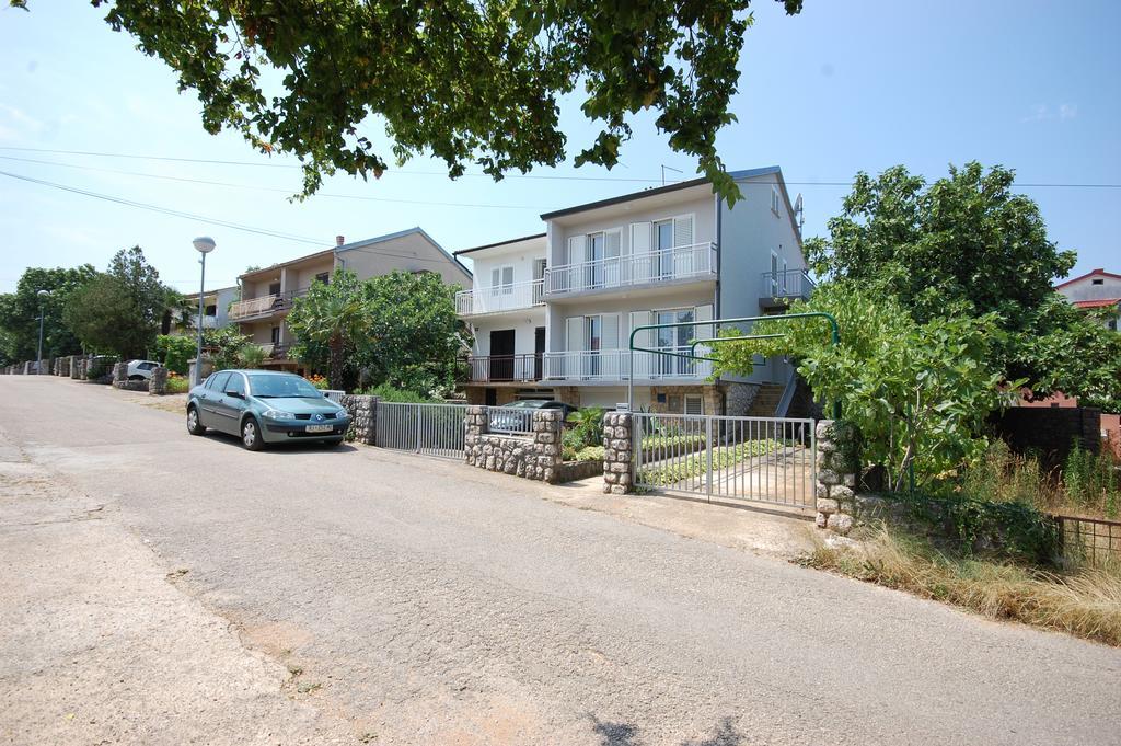 Apartments Jakobi By El-Pi Tours Njivice Dış mekan fotoğraf